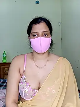 Snapshot of Rose-luckey chatting on December 2, 5:24 am Rose-luckey online show from December 2, 5:24 am