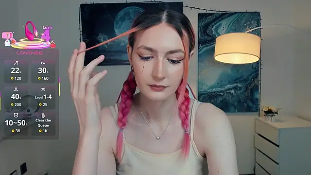 Snapshot of EasterBlink chatting on November 1, 10:50 am EasterBlink online show from November 1, 10:50 am