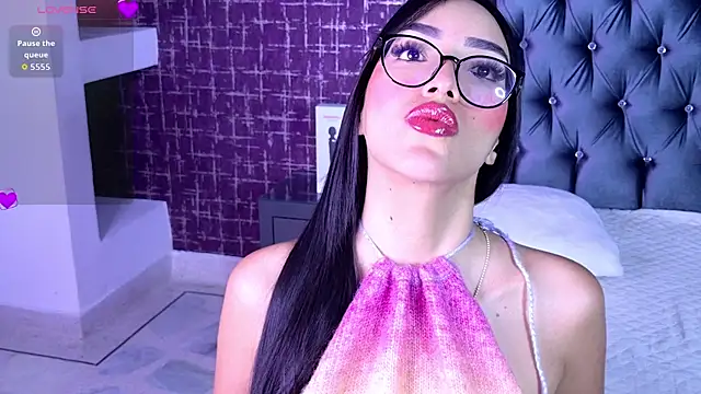 Snapshot of lissafeniix_ chatting on September 18, 10:17 am lissafeniix online show from September 18, 10:17 am