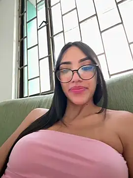 lissafeniix  online show from January 18, 3:05 pm