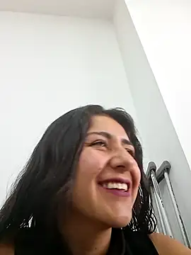 Snapshot of CAROLINE__07 chatting on December 3, 1:31 pm CAROLINE 07 online show from December 3, 1:31 pm