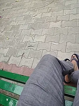 Snapshot of monty935 chatting on November 29, 11:24 am monty935 online show from November 29, 11:24 am