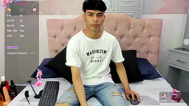 OnlyJos online show from September 26, 8:02 pm