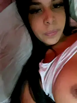 Snapshot of scarlett_buunny chatting on September 30, 8:25 pm scarlett buunny online show from September 30, 8:25 pm