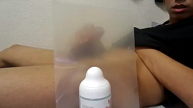 Kento26767 online show from December 19, 3:30 pm