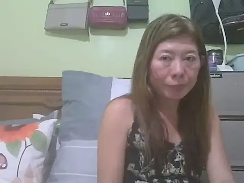 Sexyjenny4u online show from October 10, 6:34 am