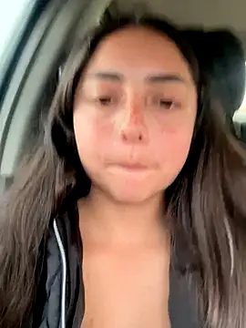 Snapshot of Dulce_1408 chatting on November 6, 9:48 pm Dulce 1408 online show from November 6, 9:48 pm