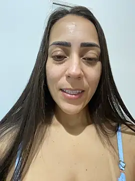 lucioliveira online show from March 21, 3:04 pm