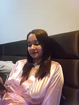 Natural Asian Girl online show from April 10, 12:10 pm