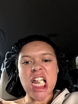 SHAUDiii online show from March 7, 1:52 pm