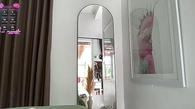 Snapshot of GoddessDove chatting on November 21, 1:04 am GoddessDove online show from November 21, 1:04 am