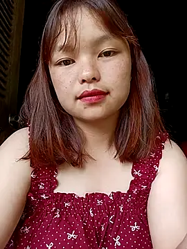 XoiXoi232 online show from September 28, 3:56 am