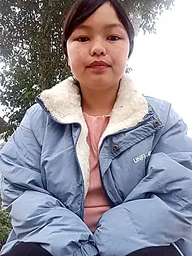 XoiXoi232 online show from January 14, 1:11 am