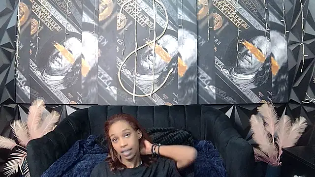 Lilmisbaddyxxx online show from November 18, 4:22 pm