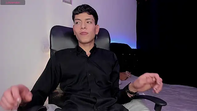 Snapshot of sweety_taylor chatting on September 10, 12:43 am sweety taylor online show from September 10, 12:43 am