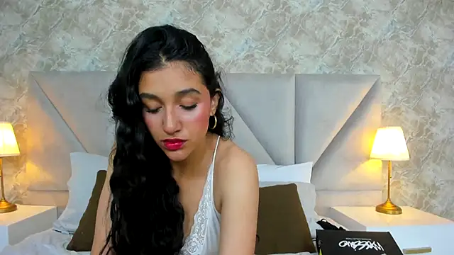 ValentiinaCruz online show from October 12, 5:34 pm