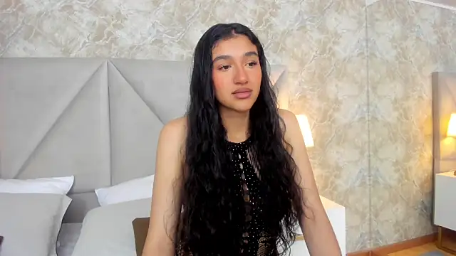 ValentiinaCruz online show from November 3, 6:31 pm