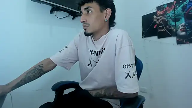 Sexvergon 26 online show from April 12, 10:48 pm