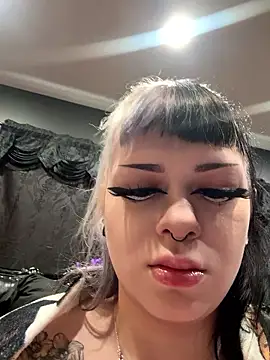 Snapshot of Paige_Turner chatting on January 13, 8:25 pm Paige Turner online show from January 13, 8:25 pm