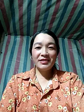 Snapshot of Bliss_rose chatting on November 1, 2:02 am Bliss rose online show from November 1, 2:02 am