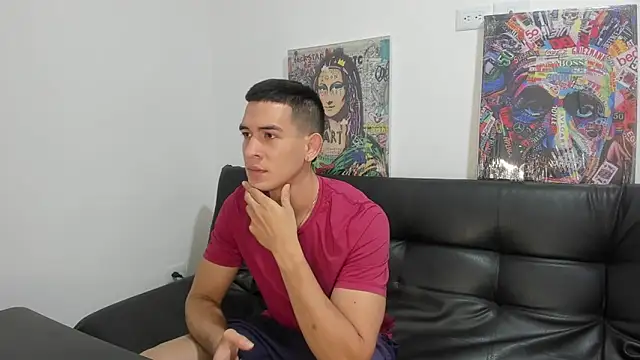 Snapshot of Mike3Xxx chatting on September 16, 12:22 am Mike3Xxx online show from September 16, 12:22 am