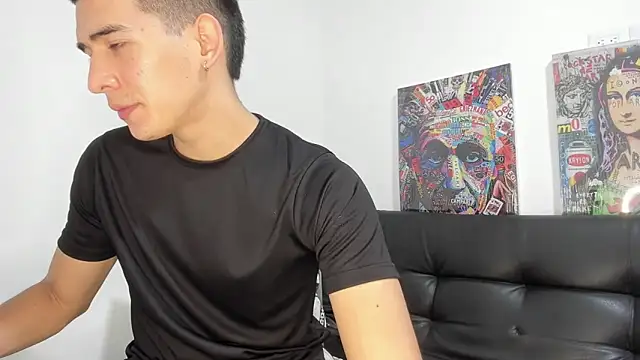 Snapshot of Mike3Xxx chatting on October 8, 1:03 am Mike3Xxx online show from October 8, 1:03 am
