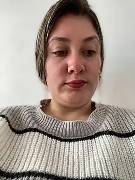 Snapshot of Abby-LS chatting on November 5, 5:35 pm Abby-LS online show from November 5, 5:35 pm