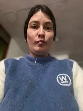 Snapshot of Abby-LS chatting on November 6, 12:39 pm Abby-LS online show from November 6, 12:39 pm