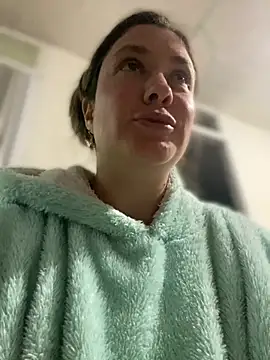 Snapshot of Abby-LS chatting on November 30, 11:31 pm Abby-LS online show from November 30, 11:31 pm