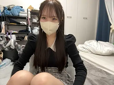 nano-da-u online show from December 5, 6:15 pm