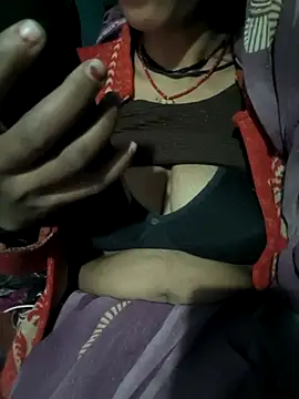 Snapshot of Cutyam chatting on November 15, 8:49 pm Cutyam online show from November 15, 8:49 pm