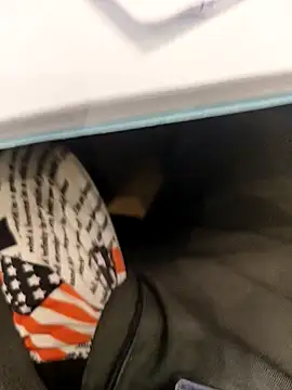 hotboy43339 online show from November 25, 6:02 am