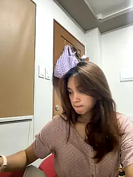 Snapshot of LanySylvia chatting on November 20, 4:29 pm LanySylvia online show from November 20, 4:29 pm