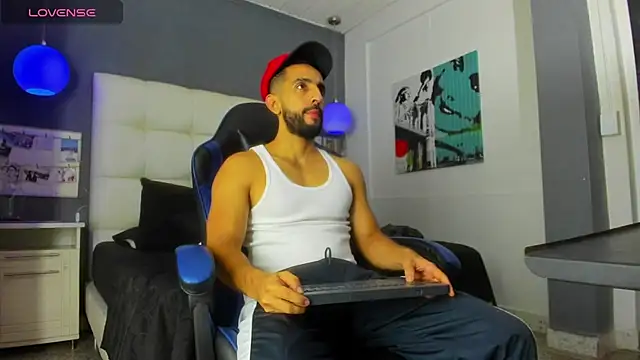 Yiyo10  online show from March 15, 4:18 am