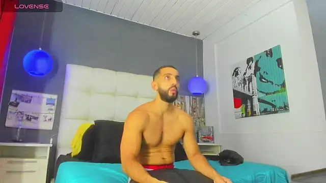 Yiyo10  online show from March 17, 8:56 pm