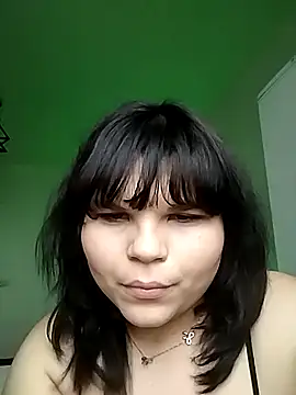 Snapshot of SophieErotica chatting on December 17, 1:39 pm SophieErotica online show from December 17, 1:39 pm