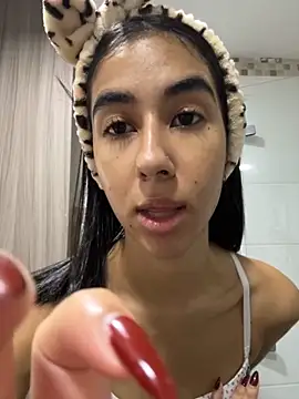 Kassie Collins online show from November 11, 8:42 pm