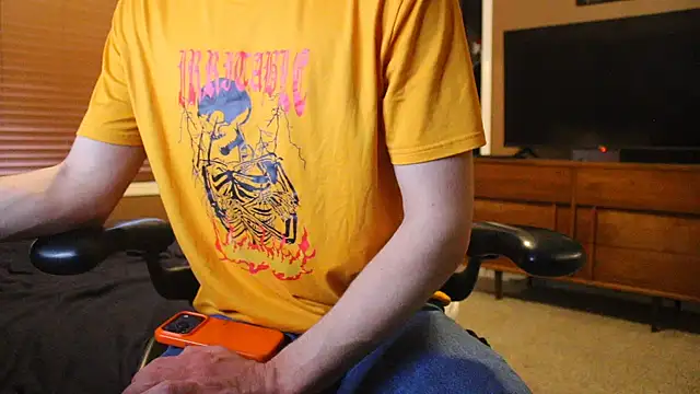 jjjjjfive online show from April 10, 1:11 am