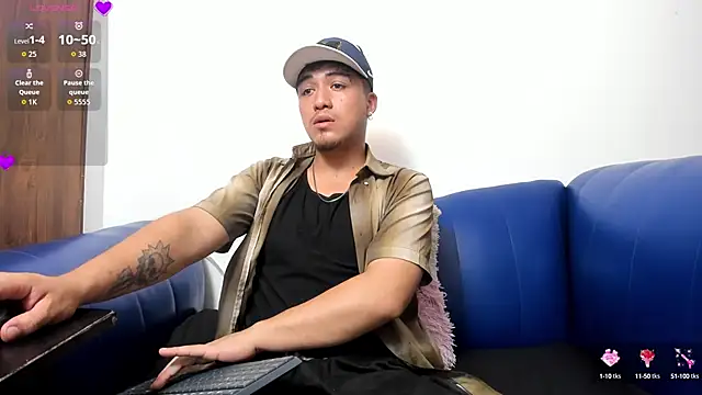 Snapshot of juanmechanic_ chatting on September 11, 7:47 pm juanmechanic  online show from September 11, 7:47 pm