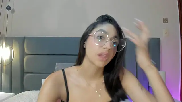 IvyJhons online show from October 4, 12:14 pm