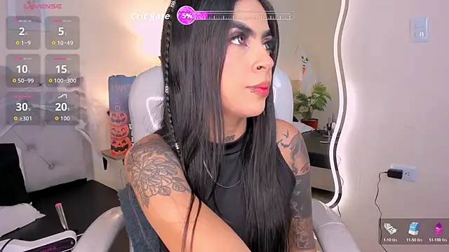 HannaColleman online show from October 28, 8:22 pm