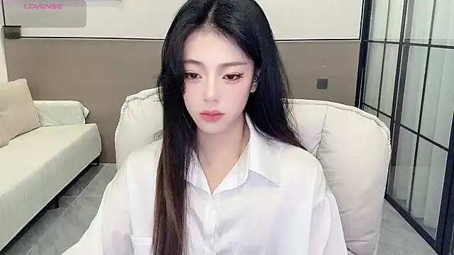 Snapshot of Sandy_Uu chatting on September 18, 5:53 am Sandy Uu online show from September 18, 5:53 am