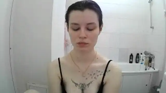 EdlinEngelby online show from November 11, 7:14 pm