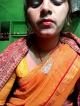 Snapshot of Cutwer chatting on December 3, 5:44 pm Cutwer online show from December 3, 5:44 pm