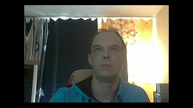 Snapshot of Jenner84 chatting on September 14, 9:52 am Jenner84 online show from September 14, 9:52 am