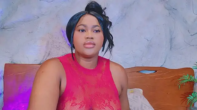 Snapshot of kaylie_mitchel chatting on November 2, 2:08 pm kaylie mitchel online show from November 2, 2:08 pm