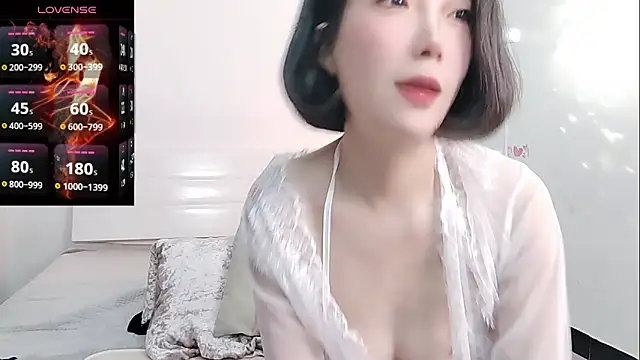 YIWA-2000 online show from March 13, 12:12 pm