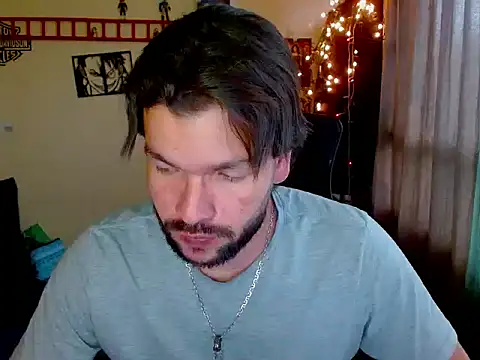 Snapshot of cortelioni_massimo_ chatting on December 2, 6:36 pm cortelioni massimo online show from December 2, 6:36 pm