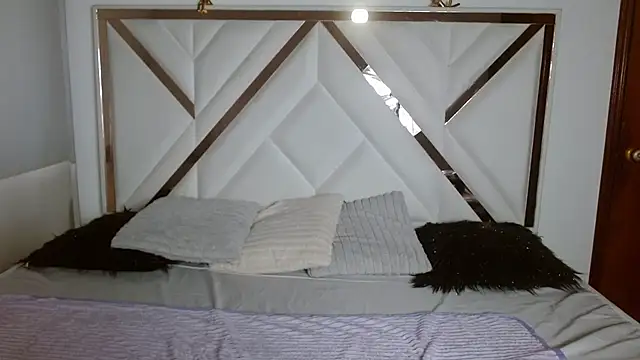 SophiaaLee online show from January 10, 5:37 pm