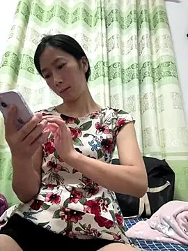 Snapshot of crhong666 chatting on September 10, 8:53 pm crhong666 online show from September 10, 8:53 pm